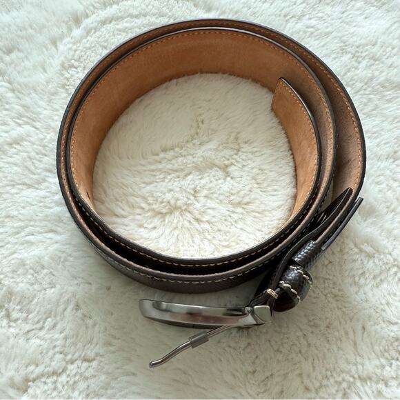 Salvatore Ferragamo stingray genuine leather belt size 67 Authentic Retail 950 - Picture 2 of 12